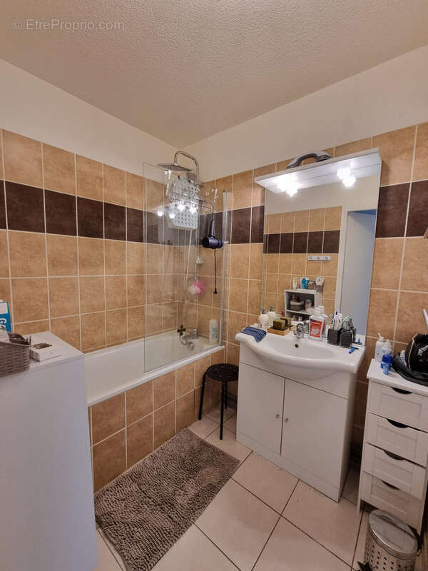 Appartement à SALLES-D&#039;AUDE