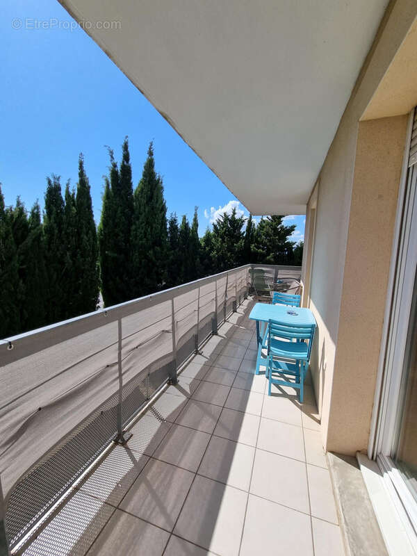 Appartement à SALLES-D&#039;AUDE