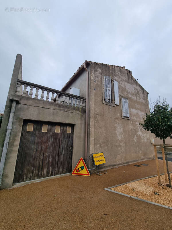 Maison à CUXAC-D&#039;AUDE
