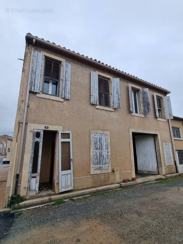 Maison à CUXAC-D&#039;AUDE