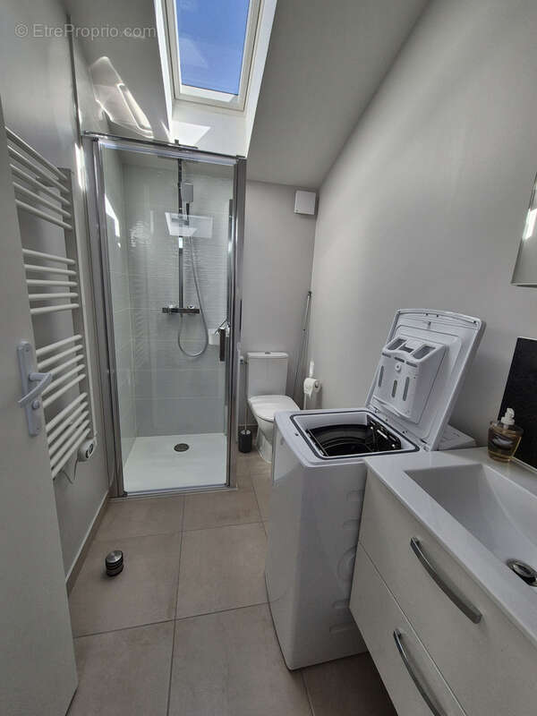 Maison à SAINT-LAURENT-DE-LA-PREE