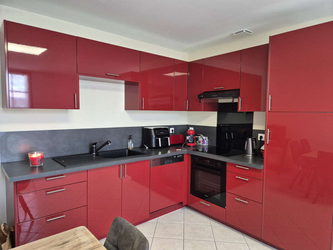 Maison à SAINT-LAURENT-DE-LA-PREE