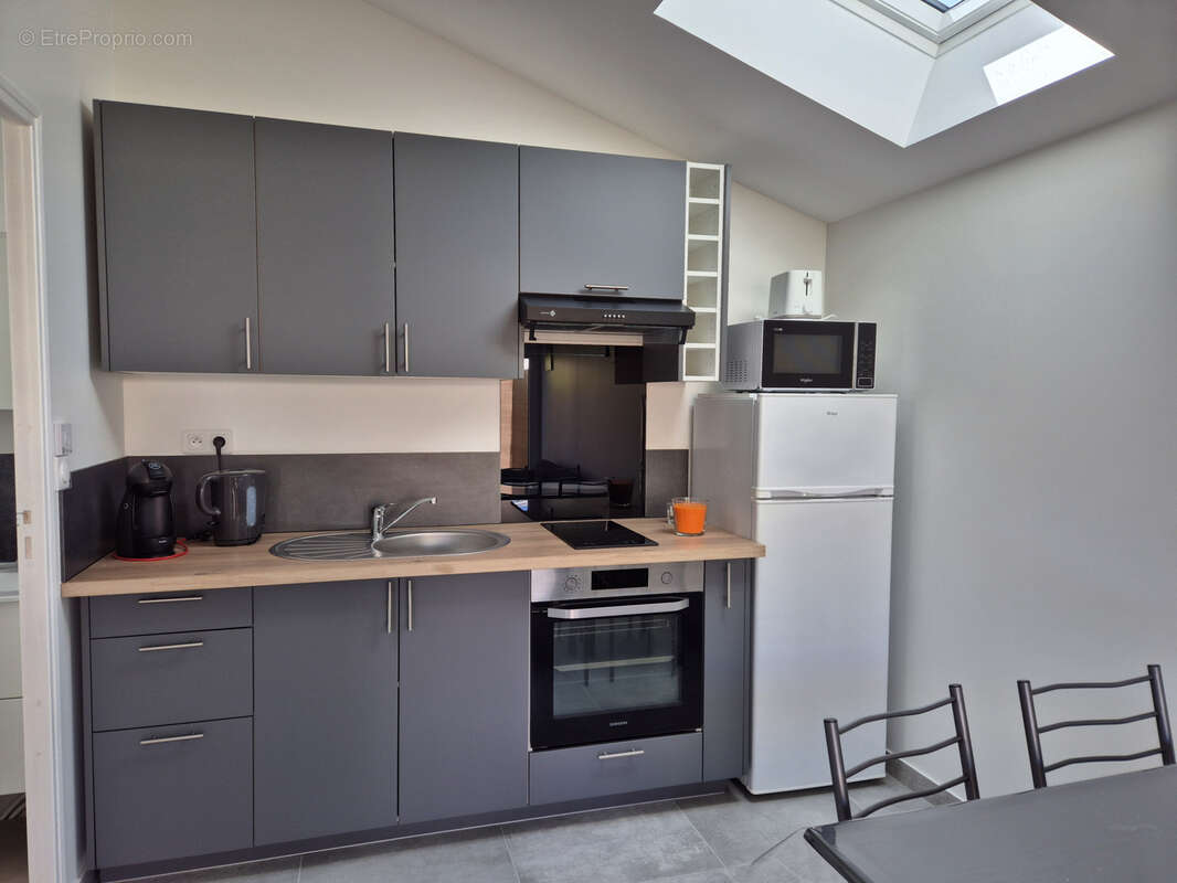 Maison à SAINT-LAURENT-DE-LA-PREE