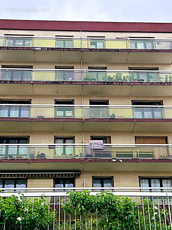 Appartement à LE BOURGET