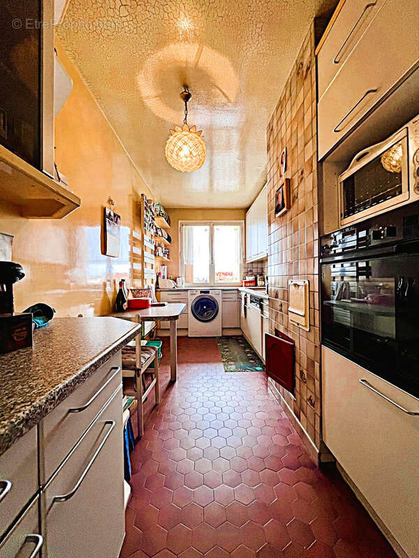 Appartement à LE BOURGET