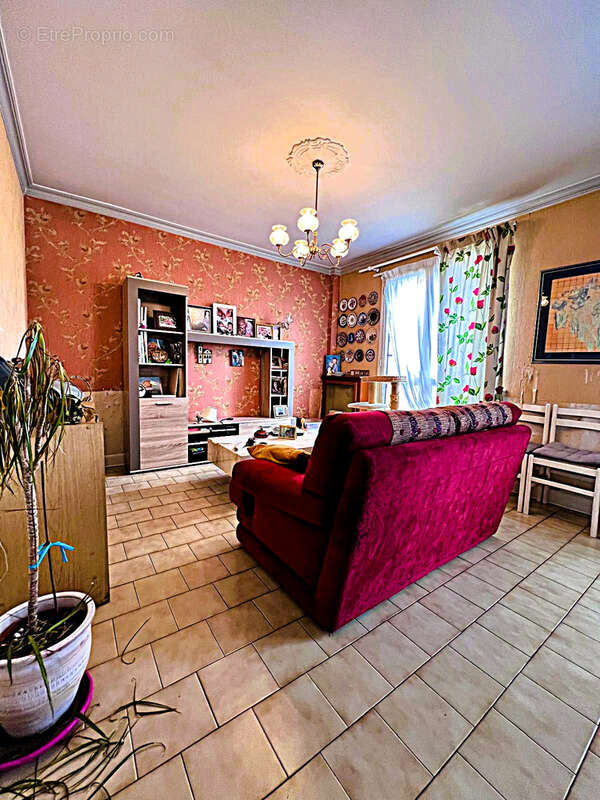 Appartement à LE BOURGET