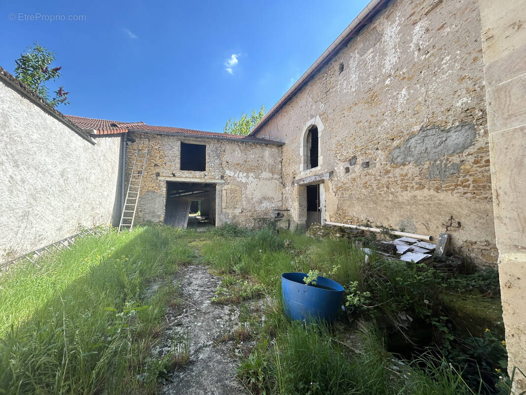 Appartement à GONDREVILLE