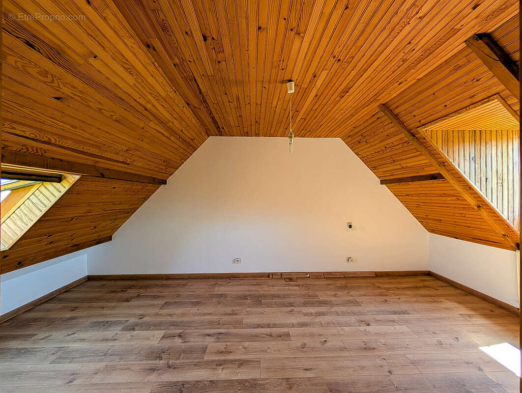 Maison à MONTGAILLARD