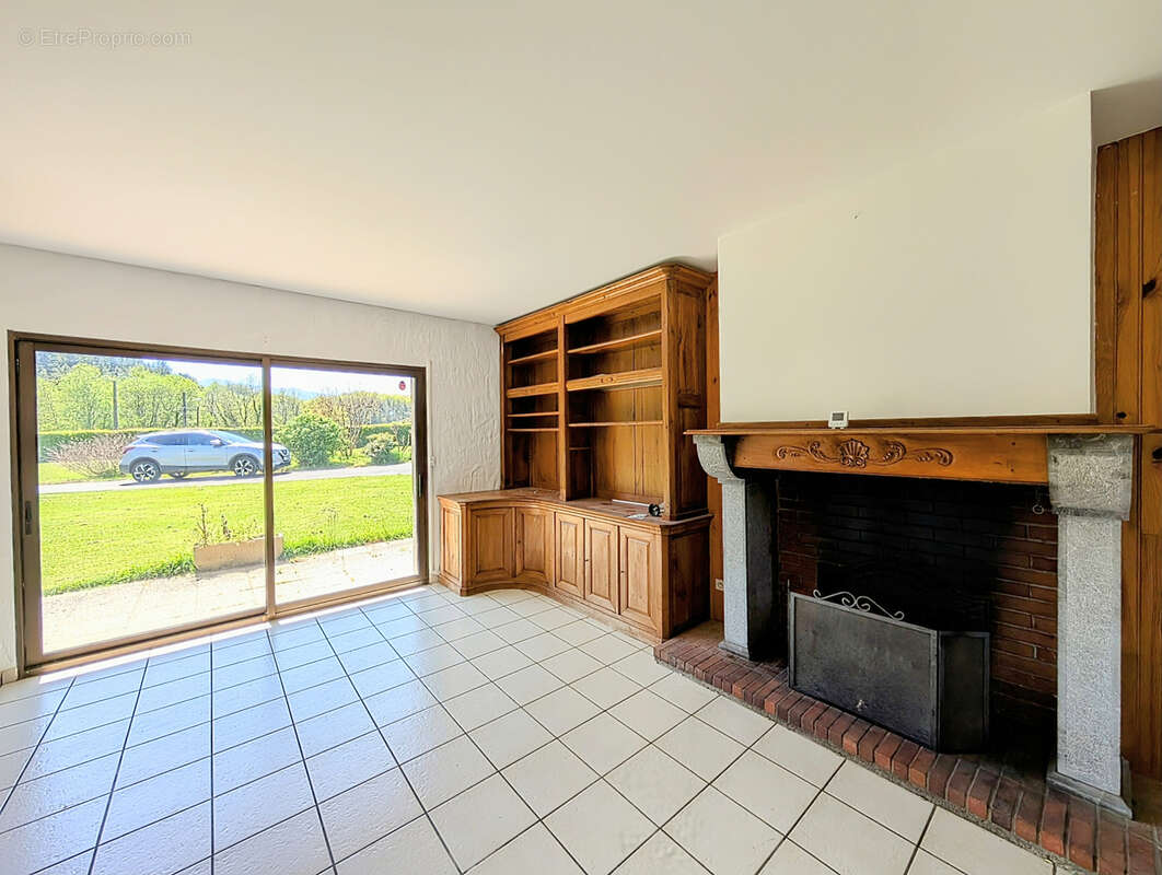 Maison à MONTGAILLARD