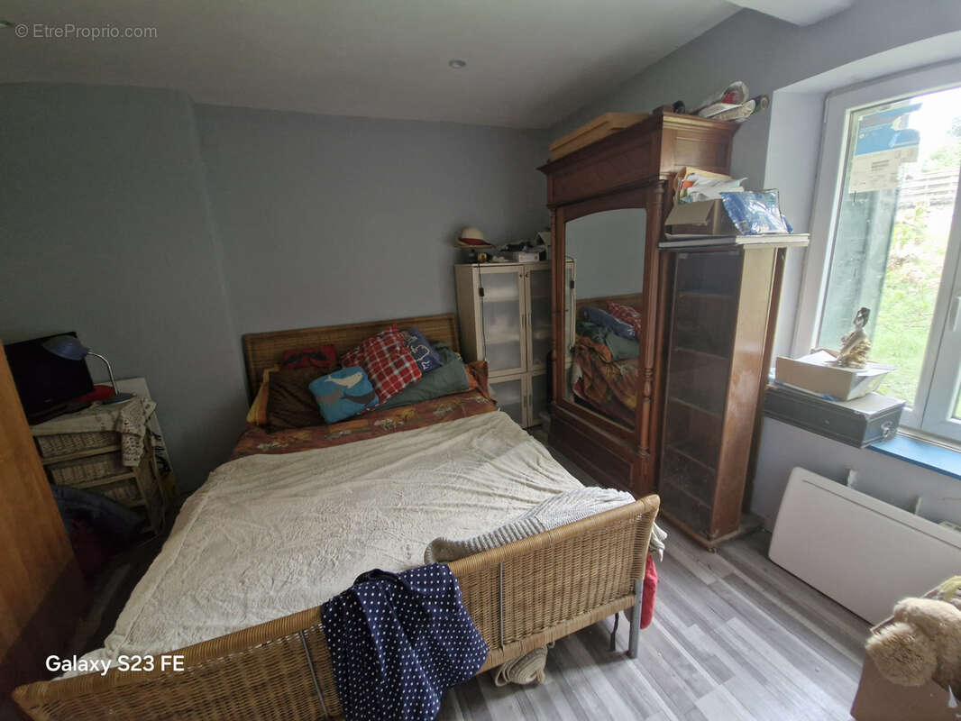 Maison à LIGNY-LE-CHATEL