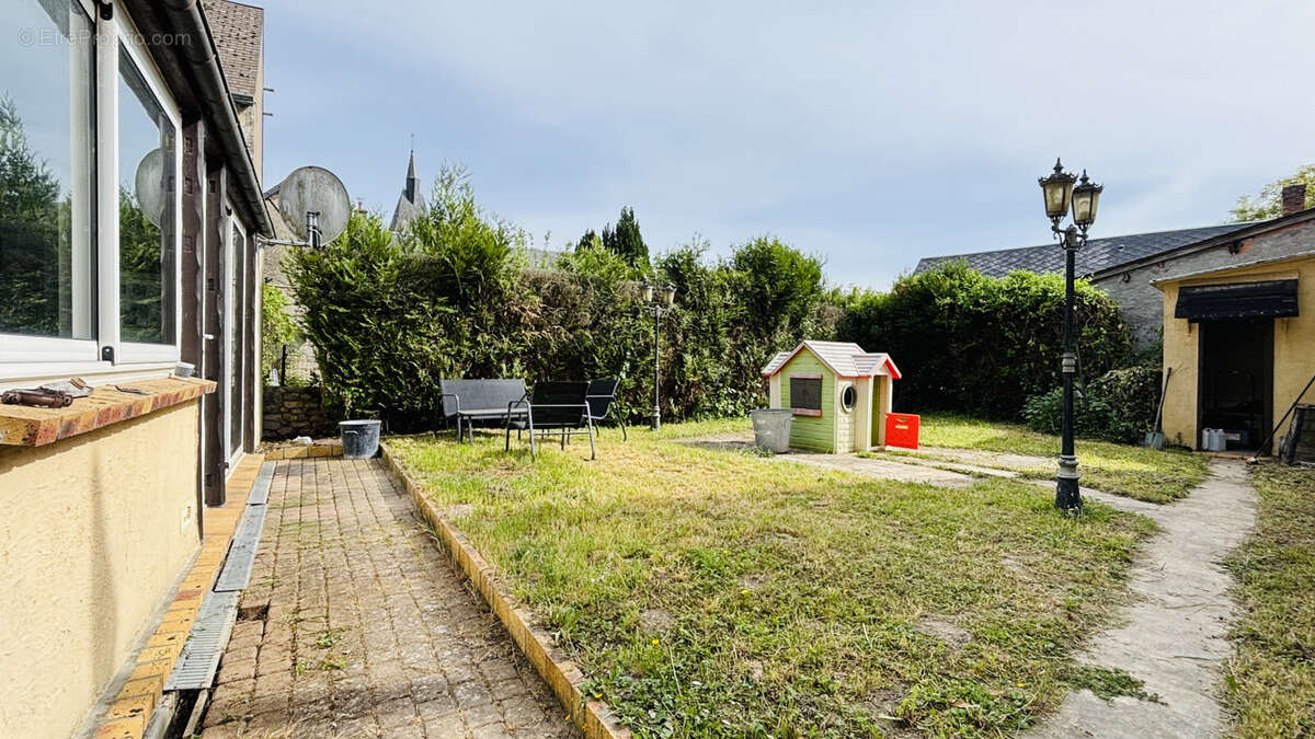 Maison à CLOYES-SUR-LE-LOIR