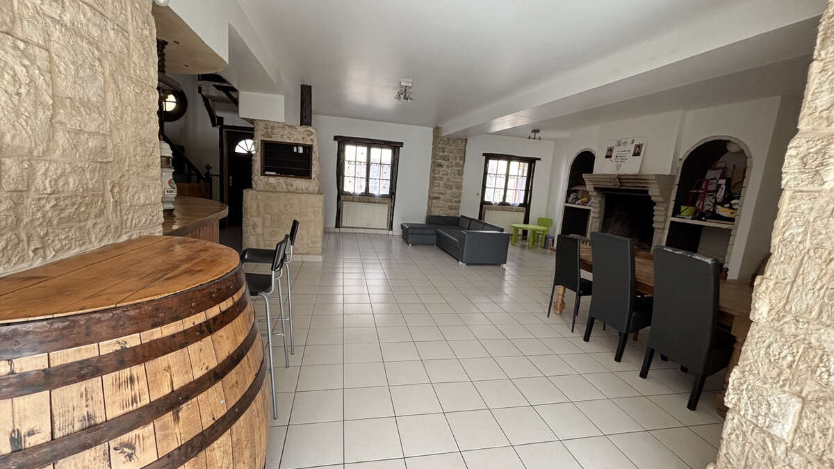 Maison à CLOYES-SUR-LE-LOIR