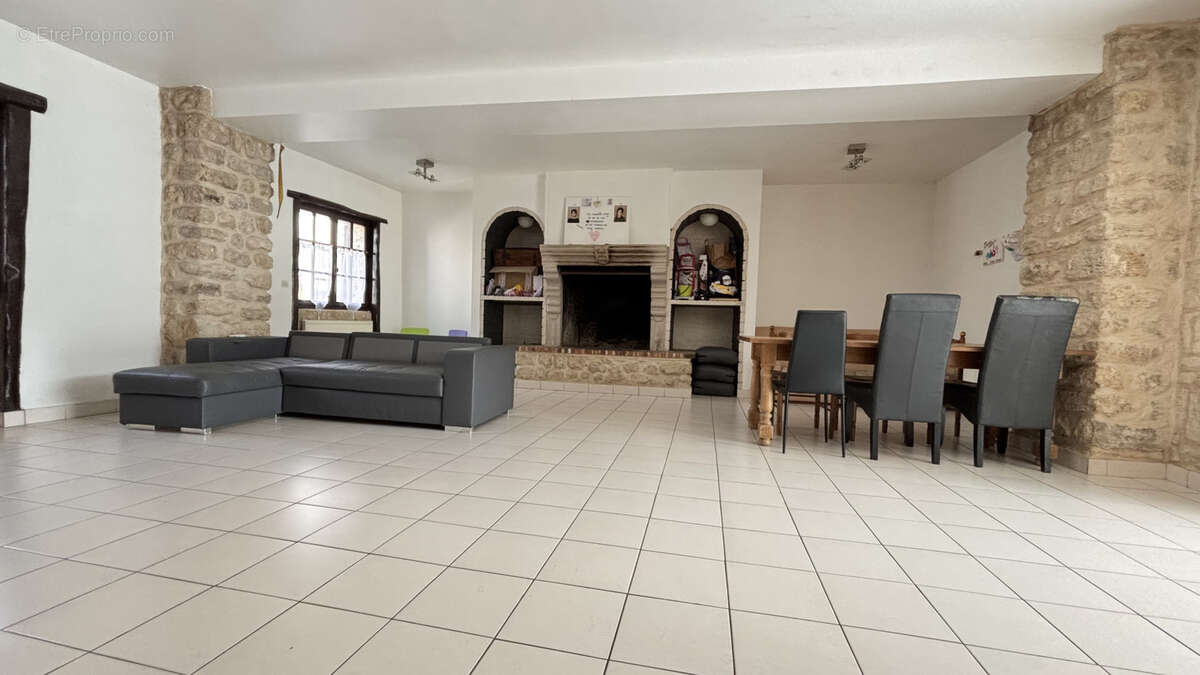 Maison à CLOYES-SUR-LE-LOIR