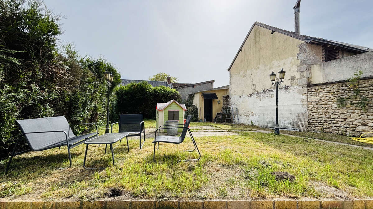 Maison à CLOYES-SUR-LE-LOIR