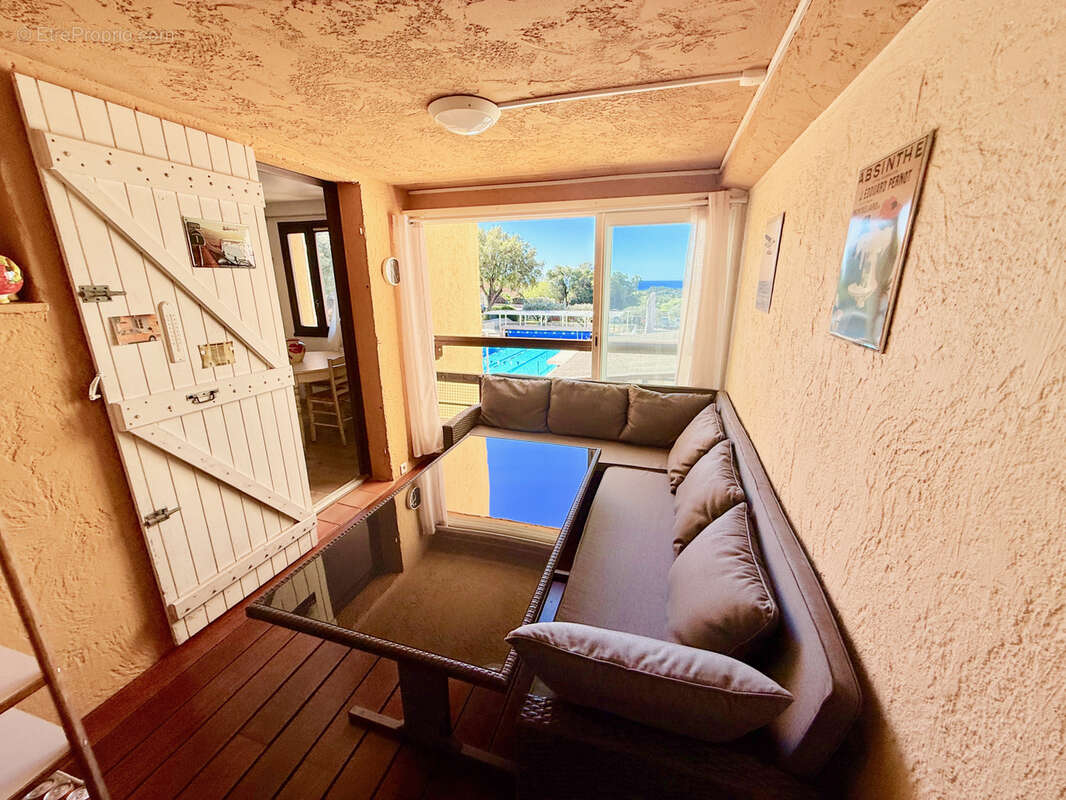 Appartement à LA CROIX-VALMER