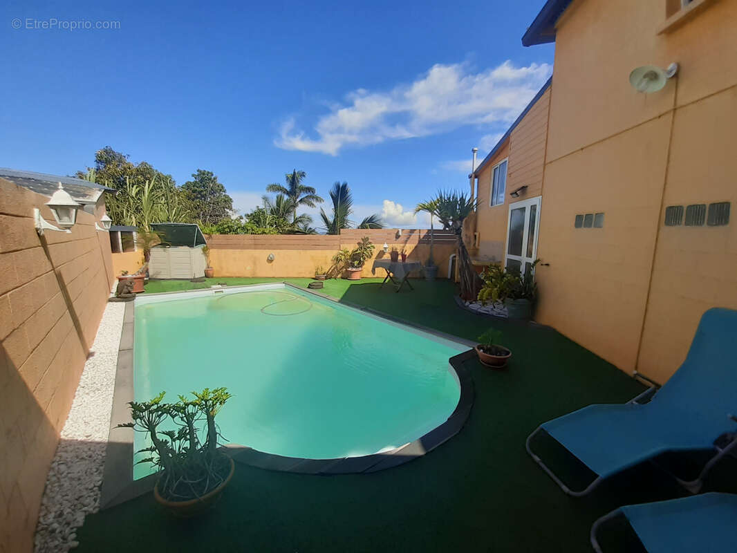 Maison à PETITE-ILE