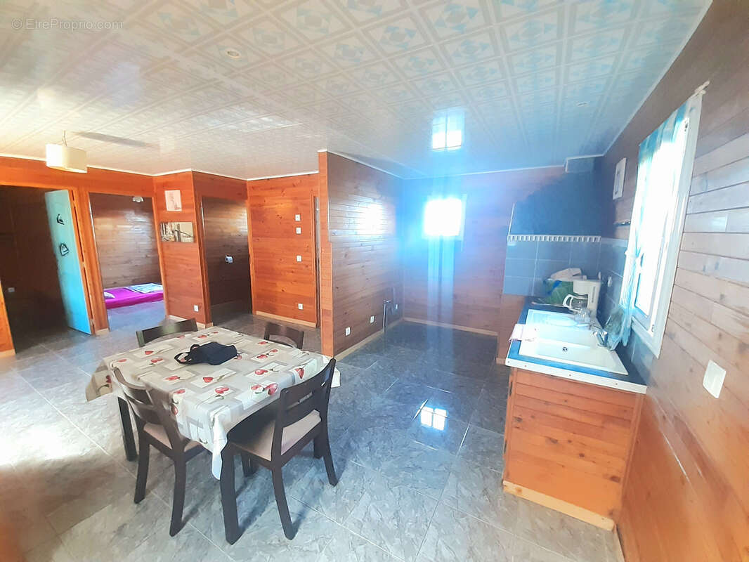 Maison à PETITE-ILE