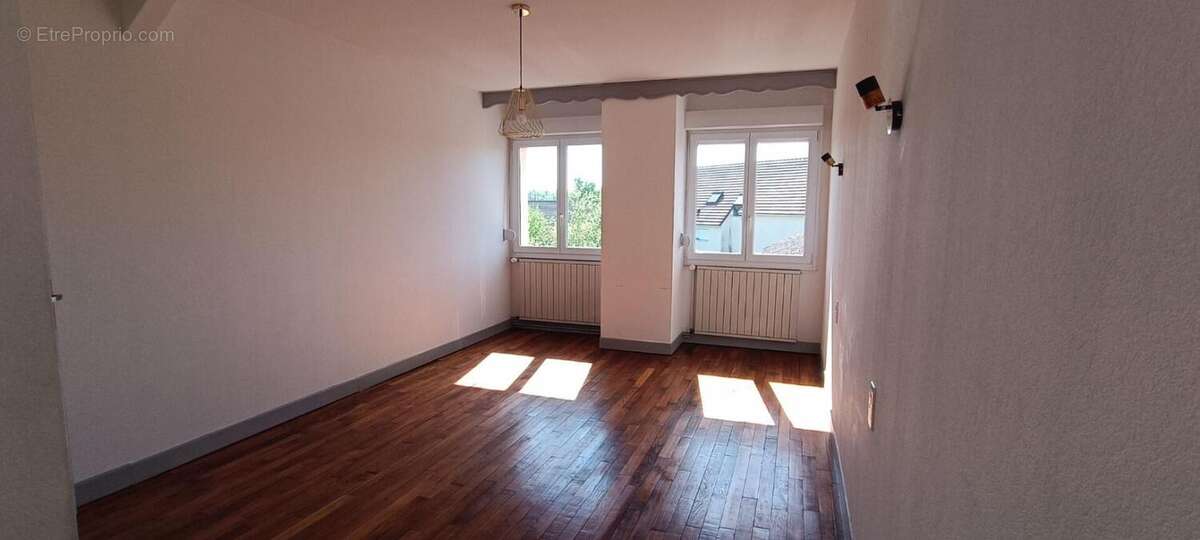 Maison à SAINT-SAUVEUR