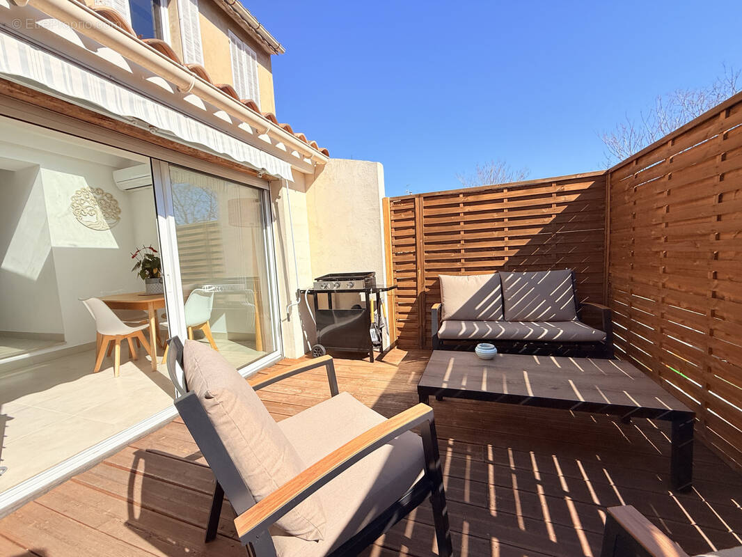 Appartement à MARSEILLE-9E