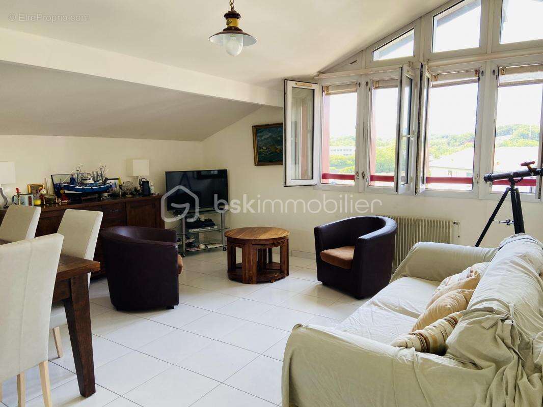 Appartement à CIBOURE