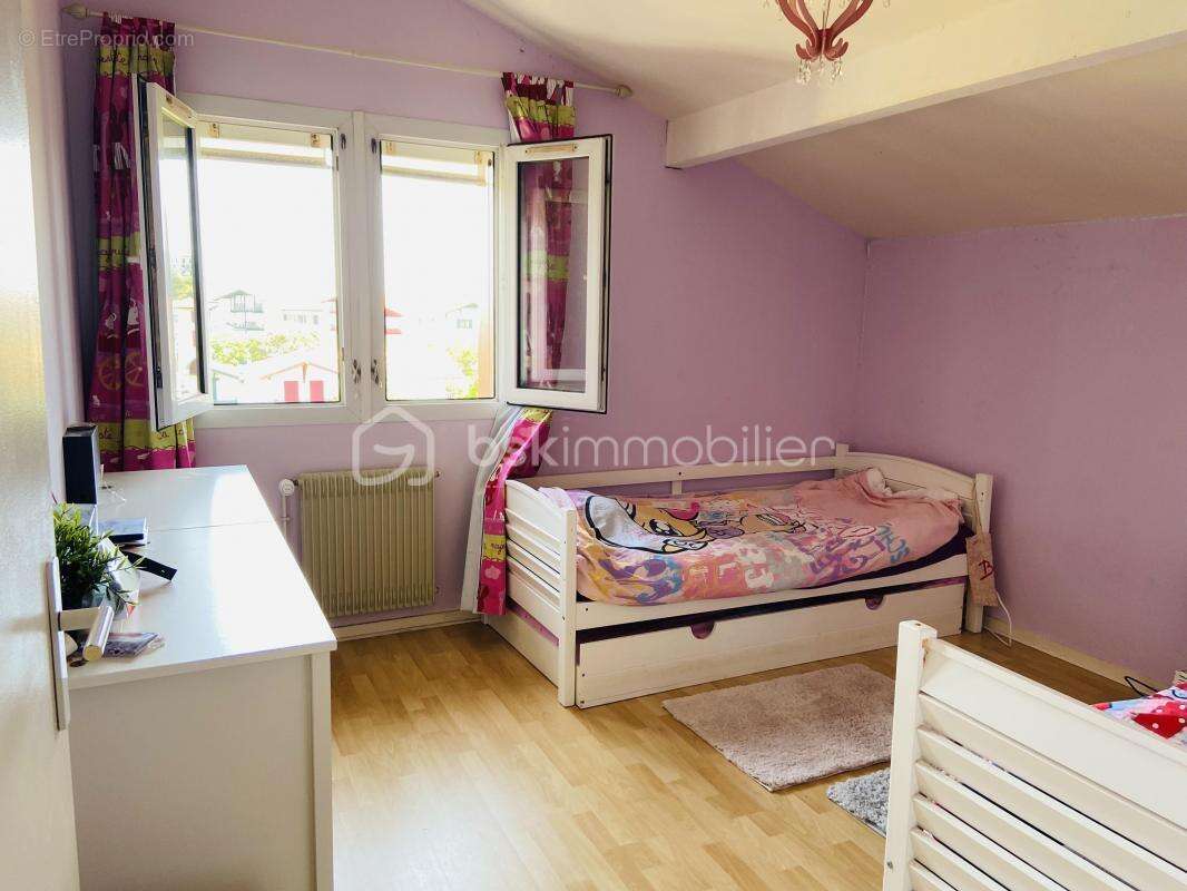 Appartement à CIBOURE