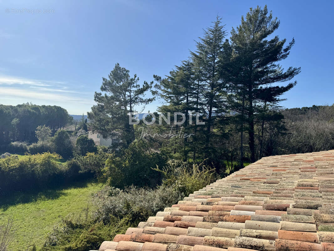 Maison à LA BASTIDE-DES-JOURDANS
