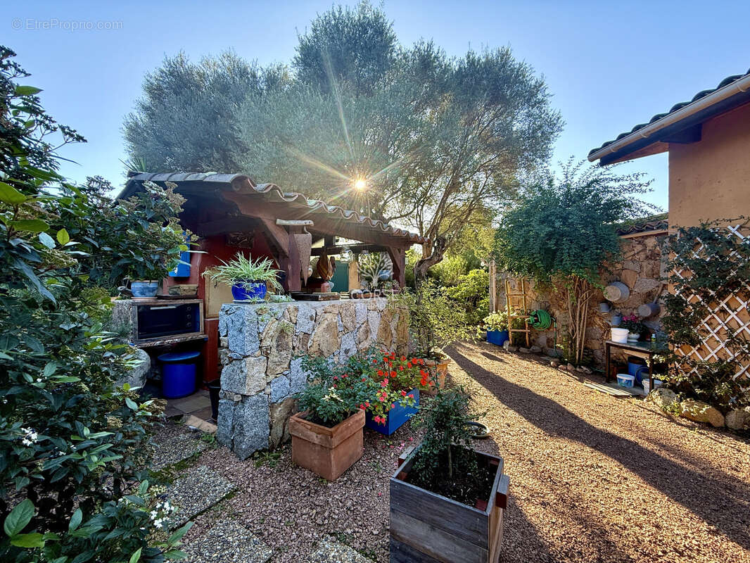 Maison à PORTO-VECCHIO