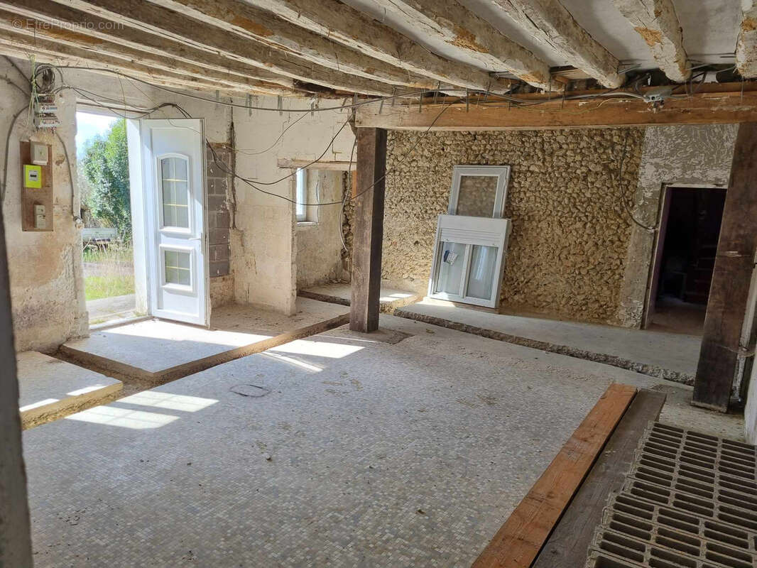 Maison à SAVIGNY-SUR-BRAYE