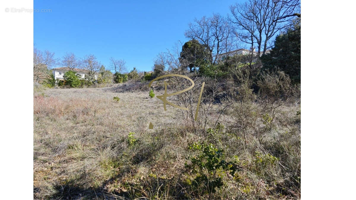 Terrain à BARJAC