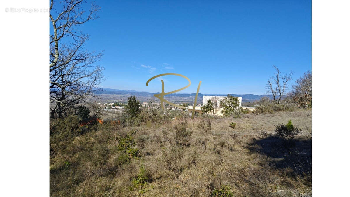 Terrain à BARJAC
