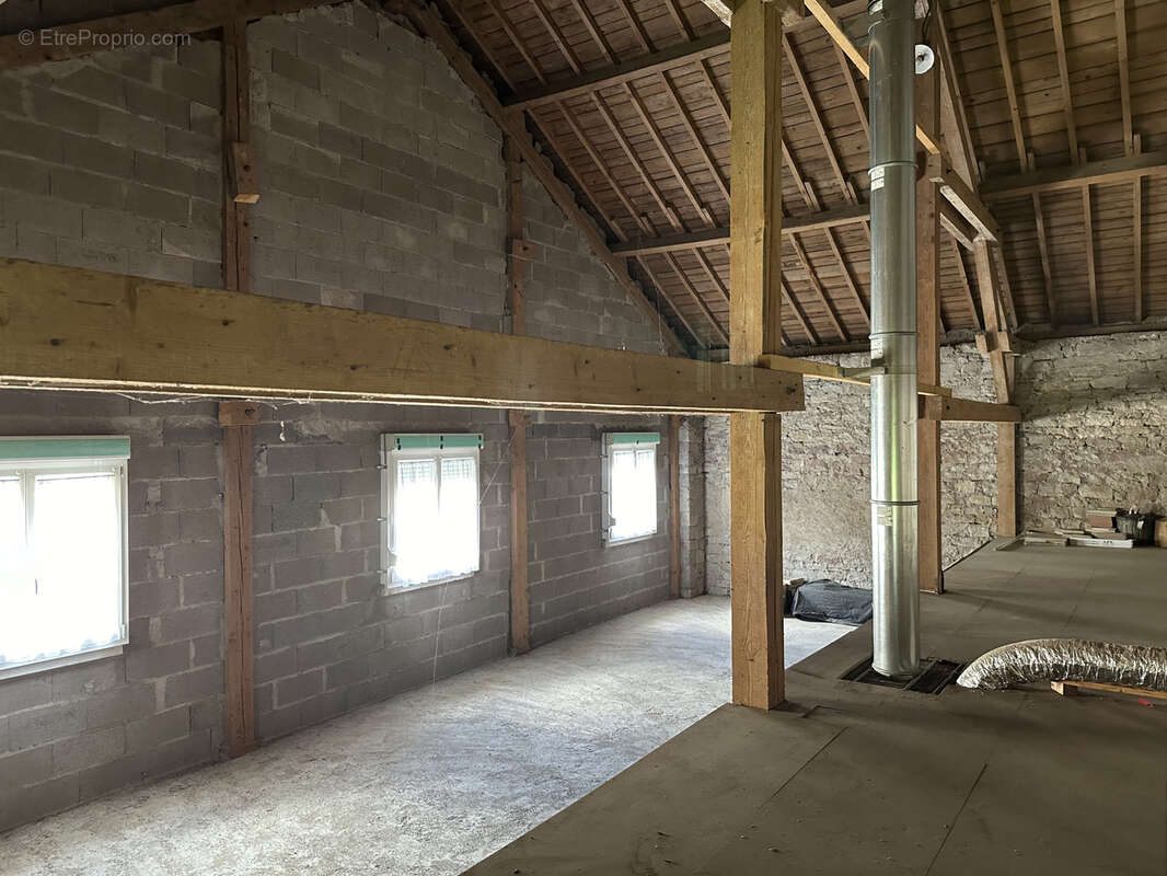 Maison à VILLE-SUR-ILLON