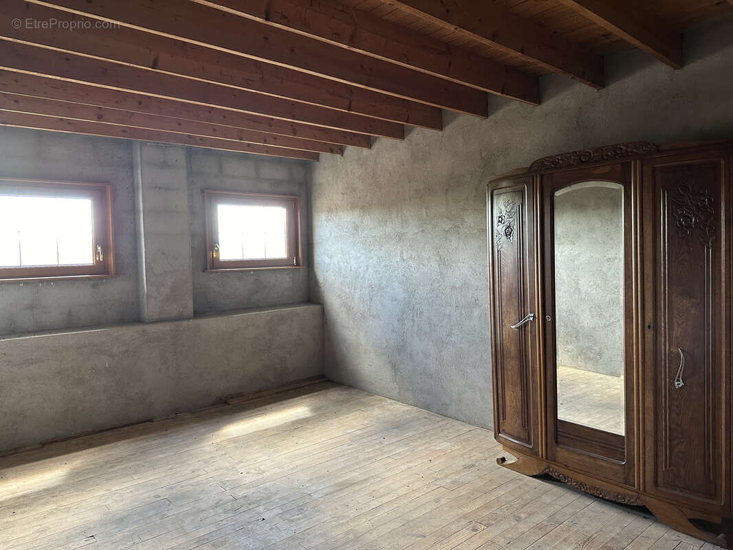 Maison à VILLE-SUR-ILLON