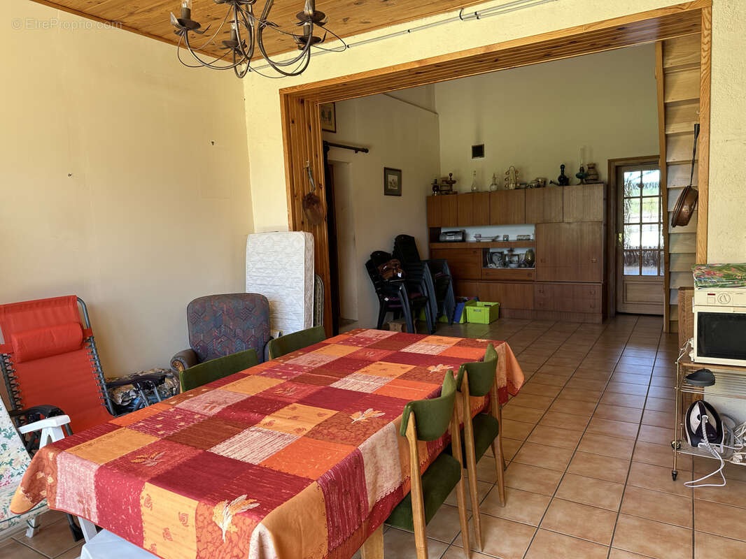 Maison à VILLE-SUR-ILLON