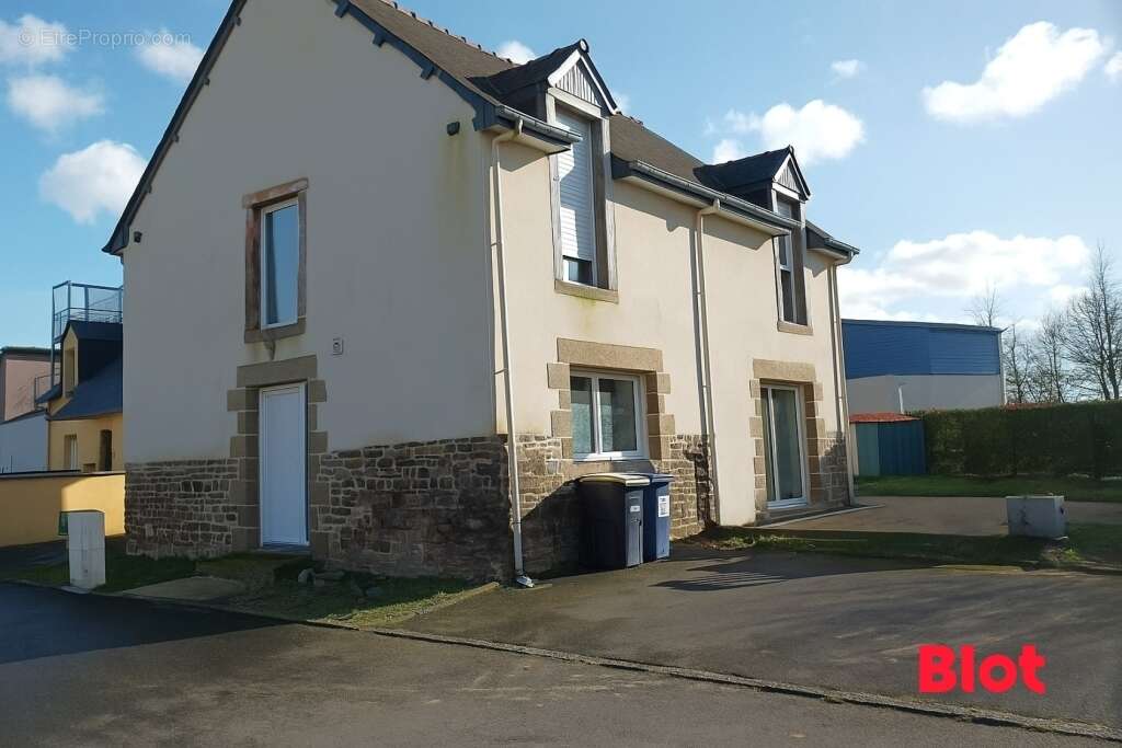 Maison à SAINT-AUBIN-D&#039;AUBIGNE
