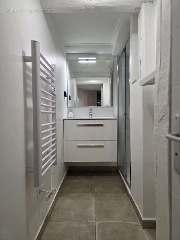 Appartement à LE MUY