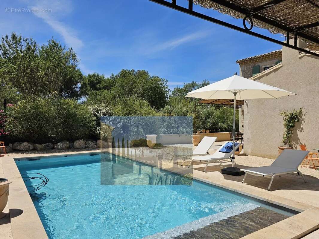 Maison à EYGALIERES