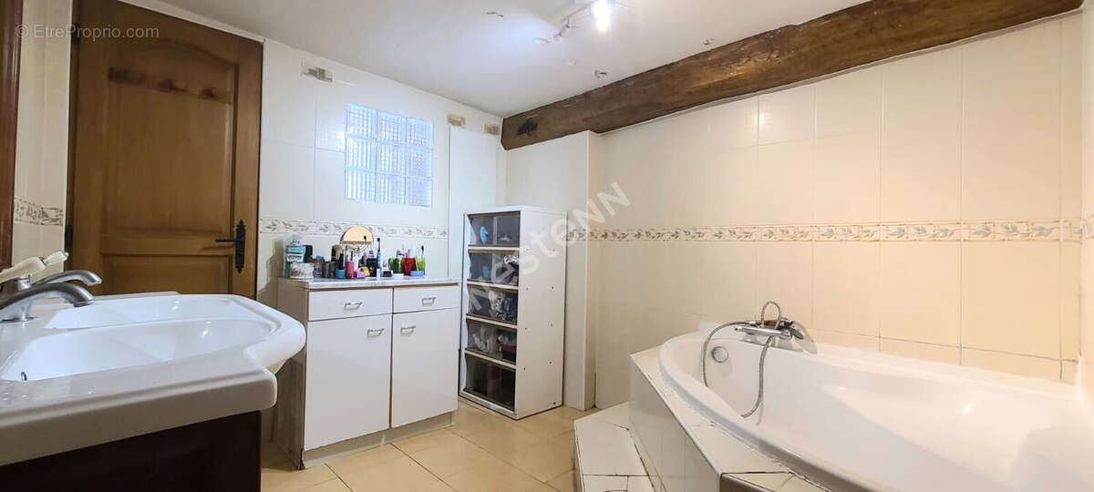 Maison à SAINT-MARTIN-DU-TERTRE