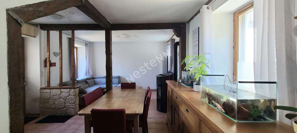 Maison à SAINT-MARTIN-DU-TERTRE