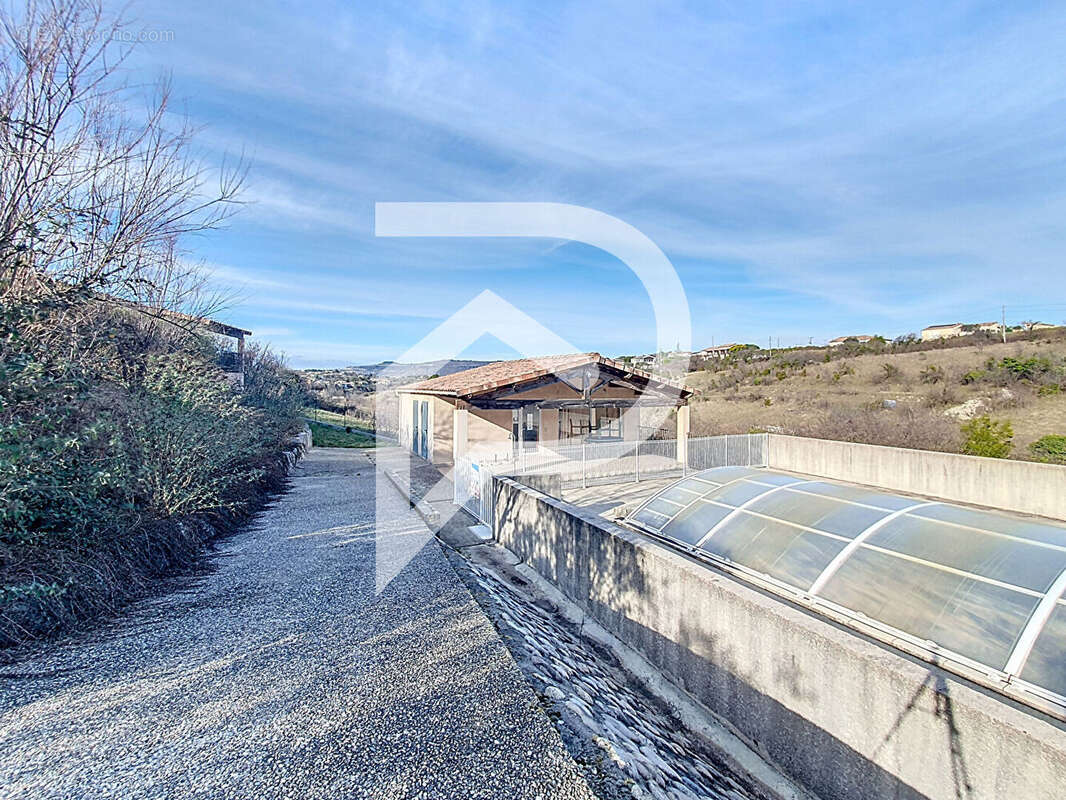 Maison à VILLENEUVE-DE-BERG