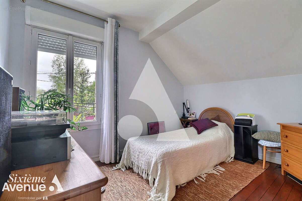 Maison à NOISY-LE-SEC