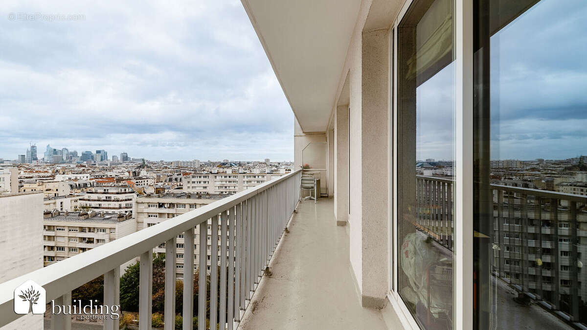 Appartement à LEVALLOIS-PERRET
