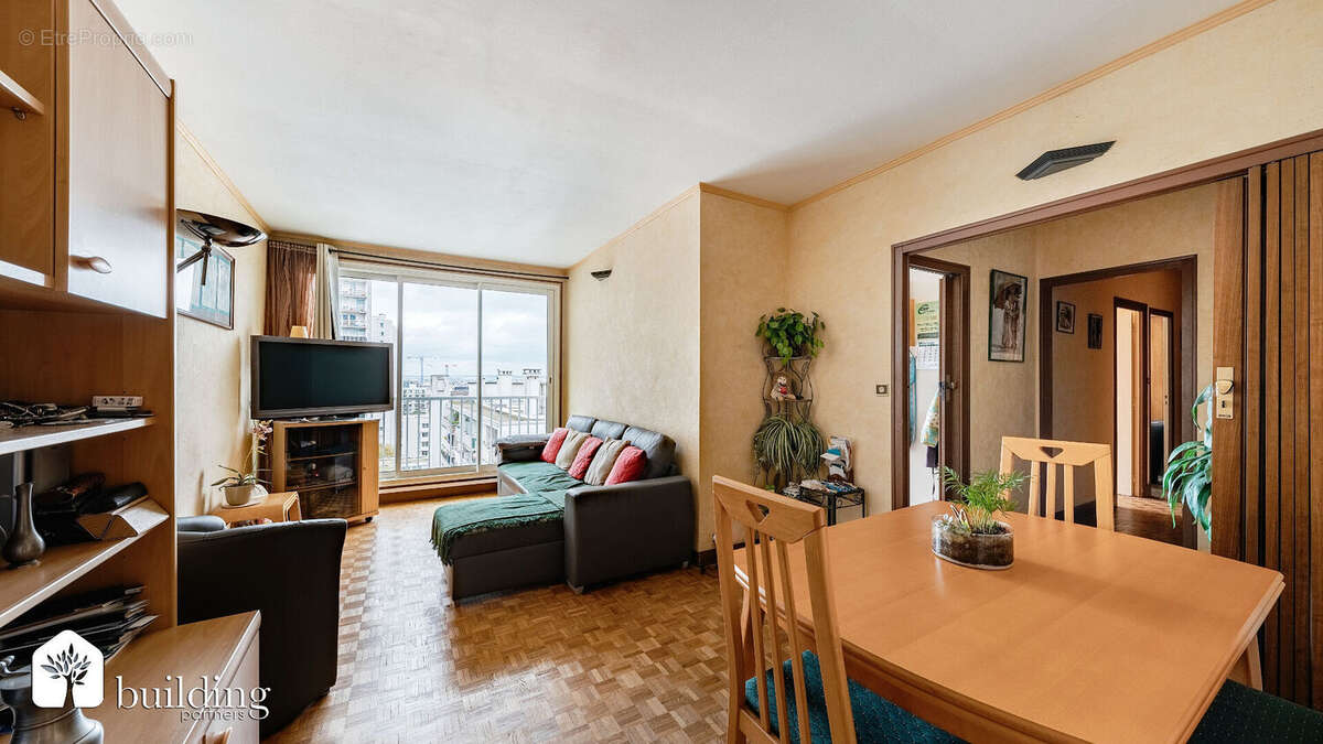 Appartement à LEVALLOIS-PERRET