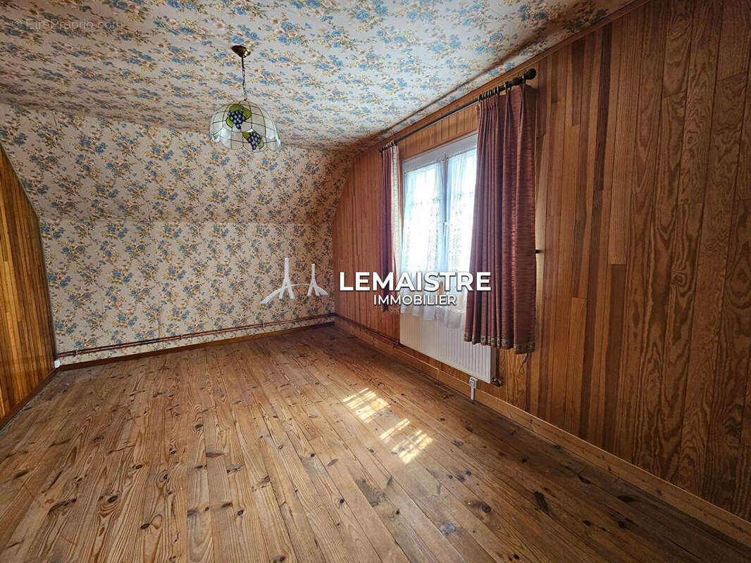 Maison à MONTIVILLIERS