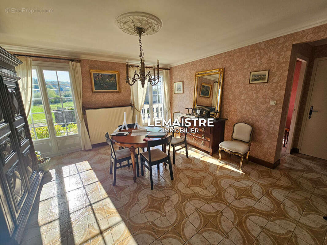 Maison à MONTIVILLIERS