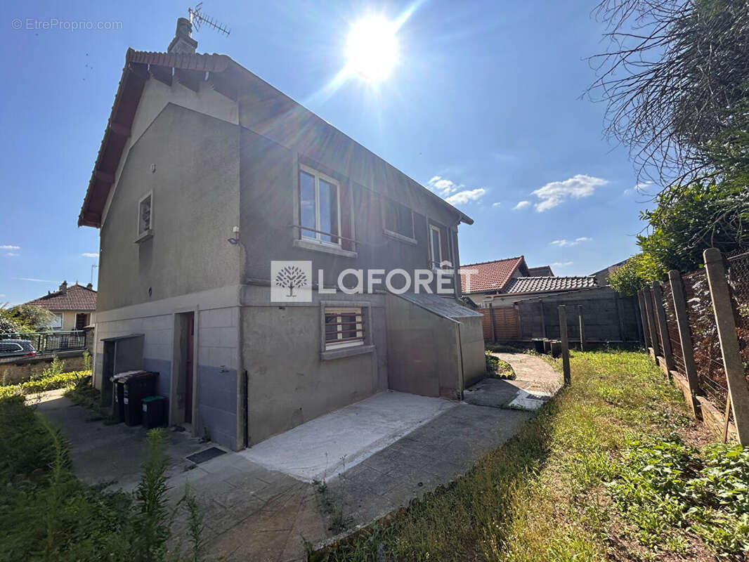 Maison à SUCY-EN-BRIE