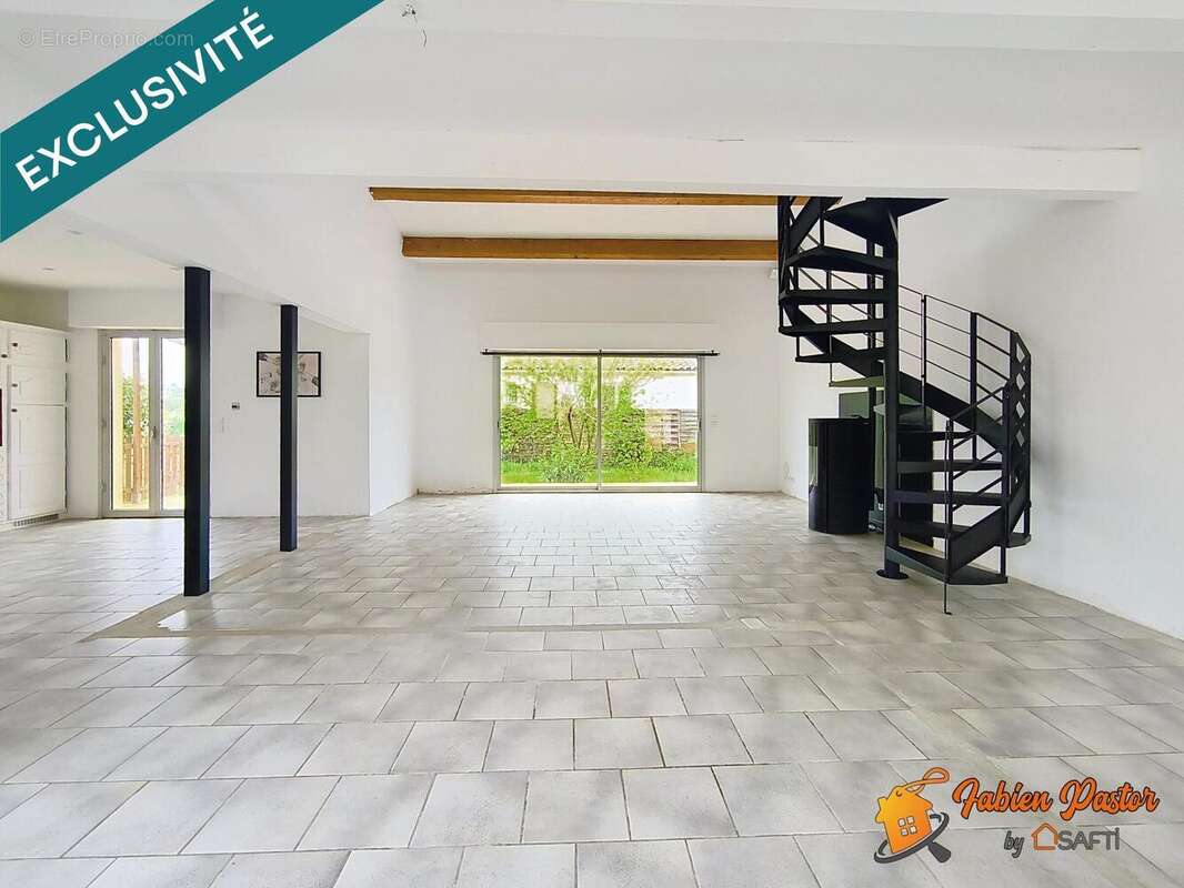 Photo 3 - Maison à ORNAISONS