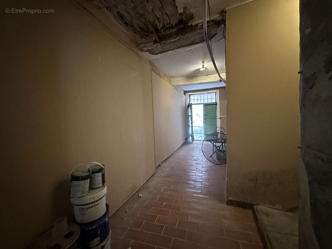 Maison à COUSTOUGES