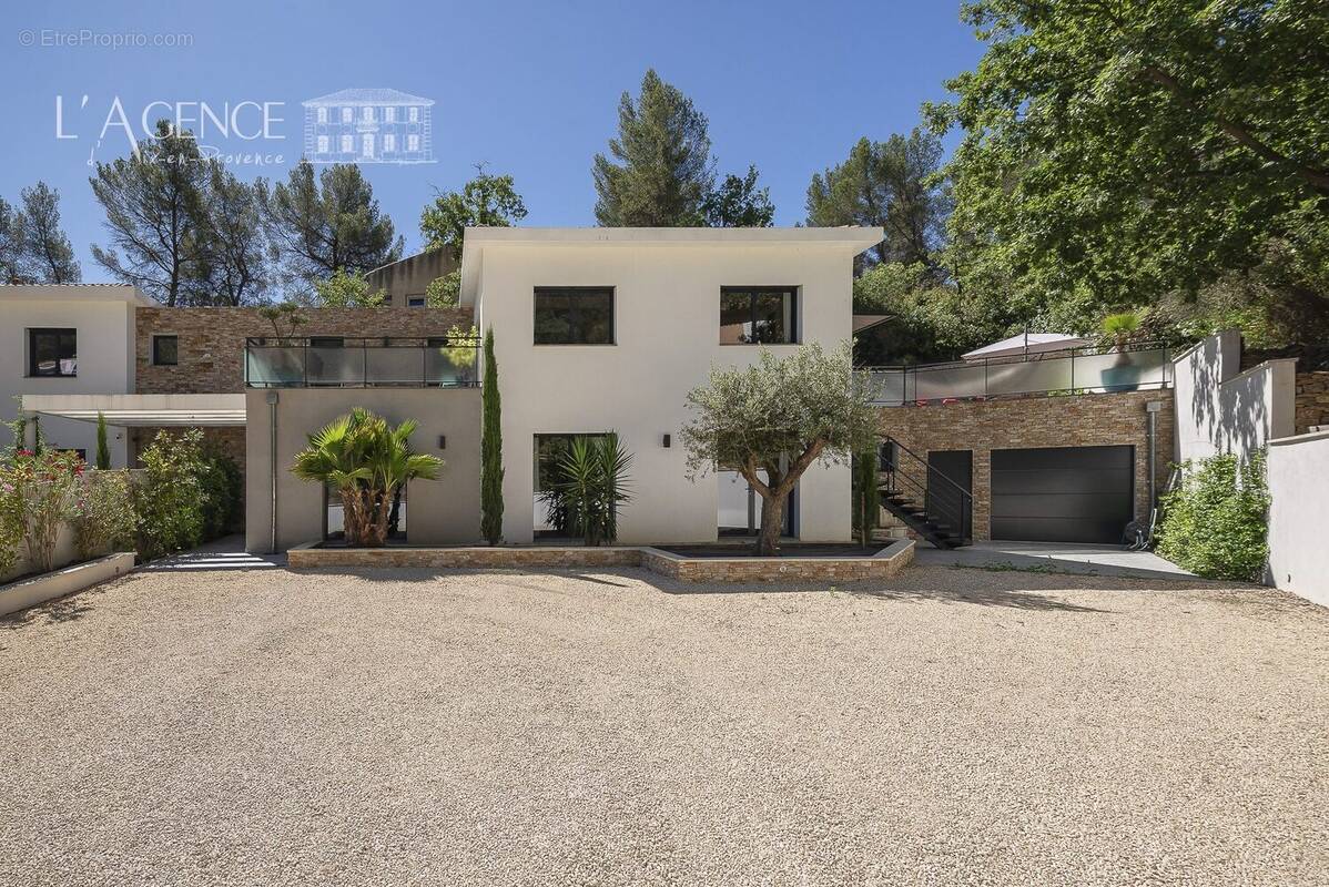 Maison à AIX-EN-PROVENCE