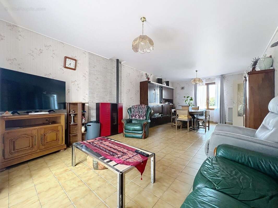 Maison à SAINT-DENIS-SUR-LOIRE