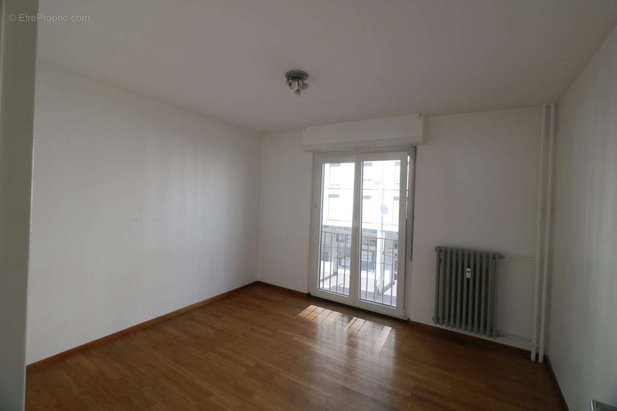 chambre  - Appartement à STRASBOURG